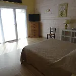 La Lauriere Bed & Breakfast Treize-Vents