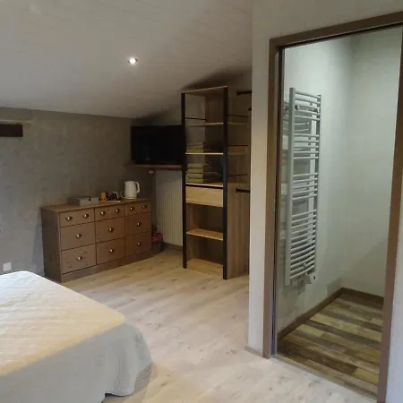 La Lauriere ベッド・アンド・ブレックファスト 3*