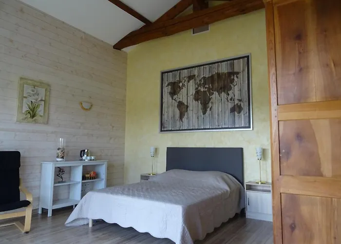 Bed & Breakfast La Lauriére Treize-Vents